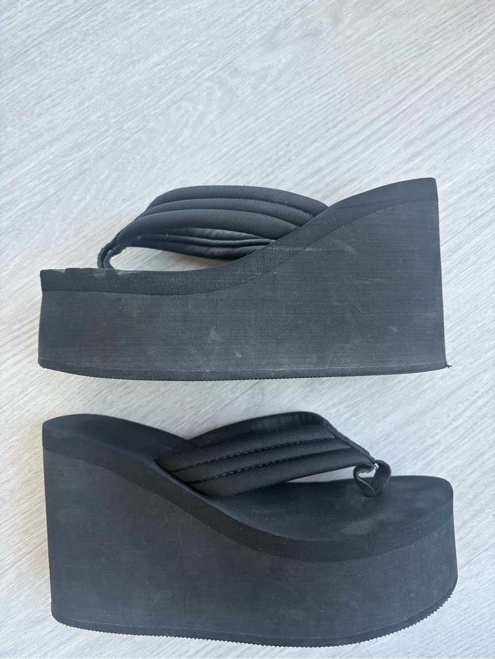 Women’s Platform Wedge Flip Flops - Picture 5 of 15